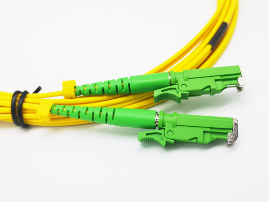 comprar E2000 APC ao cabo Singlemode do montante da palavra simples 1.8mm LSZH do cabo de remendo da fibra óptica do SC UPC Fabricação em linha
