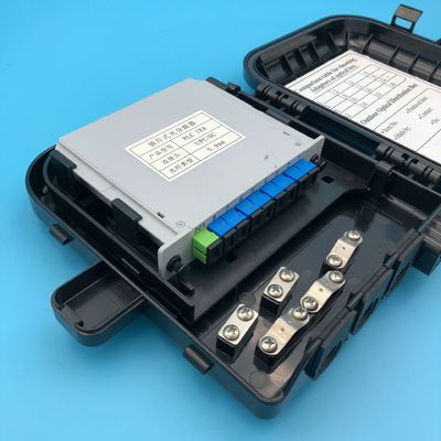 FDB0208B Caixa de terminação de fibra óptica para aplicações ao ar livre com 2 furos de entrada de cabo e 8 adaptadores SC