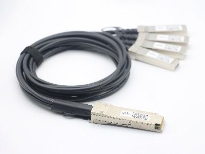 Cabo óptico Dac Qsfp+ a 4x SFP+ 10g Cabo de cobre Twinax de alta velocidade 5M